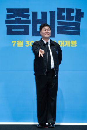 【フォト】チョ・ヨジョン＆イ・ジョンウン＆チェ・ユリ＆チョ・ジョンソクら、『ゾンビ娘』のキャストたち