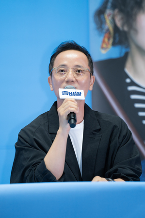 【フォト】チョ・ヨジョン＆イ・ジョンウン＆チェ・ユリ＆チョ・ジョンソクら、『ゾンビ娘』のキャストたち