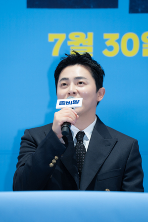 【フォト】チョ・ヨジョン＆イ・ジョンウン＆チェ・ユリ＆チョ・ジョンソクら、『ゾンビ娘』のキャストたち