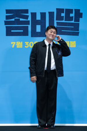 【フォト】チョ・ヨジョン＆イ・ジョンウン＆チェ・ユリ＆チョ・ジョンソクら、『ゾンビ娘』のキャストたち