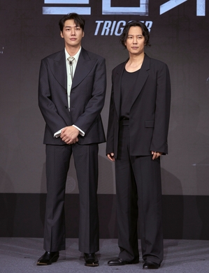 【フォト】キム・ナムギル＆キム・ヨングァン、火花散るカリスマ