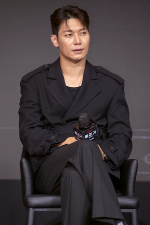 【フォト】キム・ナムギル＆キム・ヨングァンら、『トリガー』制作発表会に出席