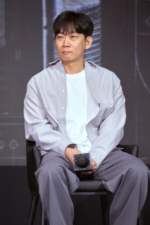 【フォト】キム・ナムギル＆キム・ヨングァンら、『トリガー』制作発表会に出席