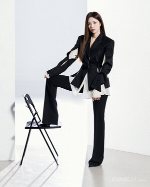 【フォト】アン・ヒョソプ×イ・ミンホ×チェ・スビン×シン・スンホ×ナナ『全知的な読者の視点から』グラビア公開