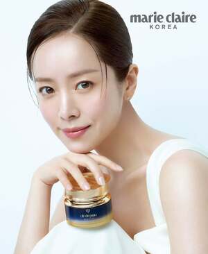 【フォト】純白ドレス姿のハン・ジミン、清らかな美しさ