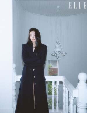 【フォト】ジェニー、純粋と官能の間の幻想的な眼差し…「ELLE」の表紙を飾る