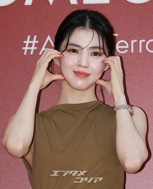 【フォト】ハン・ソヒ「クローズアップにしたくなるビジュアル」