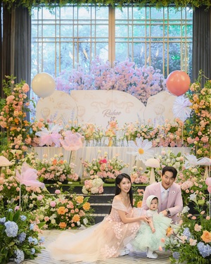 【フォト】イ・ジフン＆アヤネさん　娘の満1歳誕生日祝い写真公開…幸せ3人家族