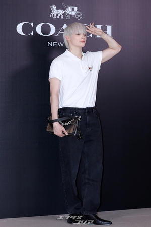 【フォト】TOMORROW X TOGETHER ヒュニンカイ「銀髪のプリンセス」オーラ