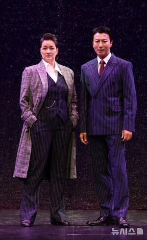 【フォト】ミュージカル『42nd ストリート』プレスコール　出演者勢ぞろい　／ソウル