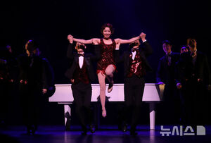 【フォト】ミュージカル『42nd ストリート』プレスコール　出演者勢ぞろい　／ソウル