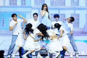 【フォト】チェ・イェナ、まるでミュージカルのようなステージ