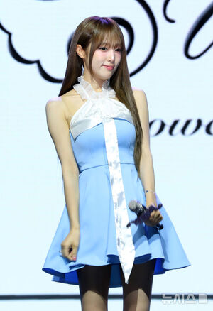 【フォト】チェ・イェナ、4thミニアルバムで音楽活動