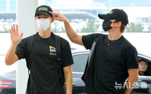 【フォト】MONSTA X「LA公演、行ってきます！」