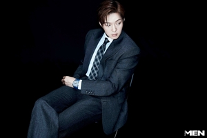 【フォト】BTOBチャンソプ、グラビアで男性的なオーラ振りまく