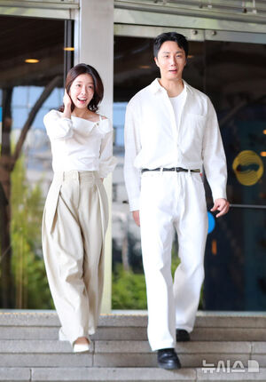 【フォト】『華やかな日々』チョン・インソン＆チョン・イル　ほっこり2ショット