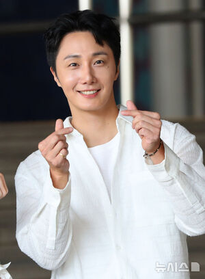 【フォト】『華やかな日々』チョン・インソン＆チョン・イル　ほっこり2ショット