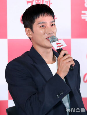 【フォト】少女時代ユナ＆アン・ボヒョン主演映画『悪魔が引っ越してきた』メディア試写会