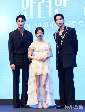 【フォト】チョン・イル＆チョン・インソン＆ユン・ヒョンミンら出演『華やかな日々』制作発表会
