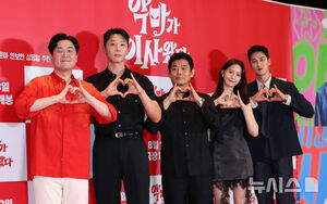 【フォト】『悪魔が引っ越してきた』VIP試写会のスターたち