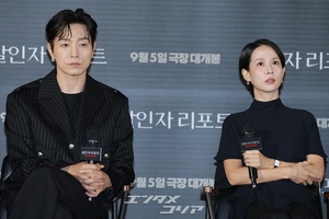 【フォト】シックな黒コーデのチョ・ヨジョン＆チョン・ソンイル主演『殺人者リポート』制作報告会