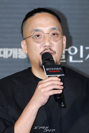 【フォト】シックな黒コーデのチョ・ヨジョン＆チョン・ソンイル主演『殺人者リポート』制作報告会