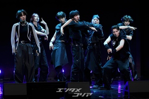 【フォト】AMPERS＆ONE、堂々とした自信あふれるステージ