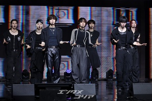 【フォト】AMPERS＆ONE、堂々とした自信あふれるステージ