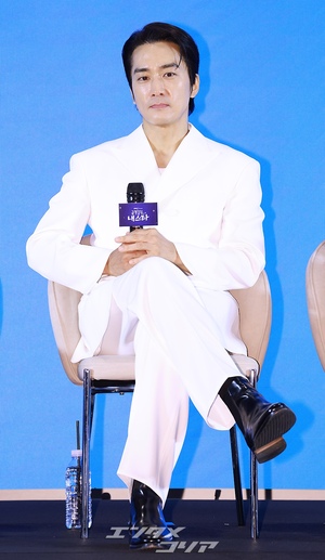 【フォト】ソン・スンホン、これが韓流スターのビジュアル