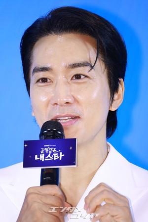 【フォト】ソン・スンホン、これが韓流スターのビジュアル