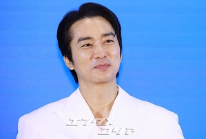 【フォト】ソン・スンホン、これが韓流スターのビジュアル