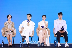 【フォト】オム・ジョンファ×ソン・スンホン×イエル出演『かけがえのない私のスター』制作発表会