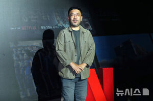 【フォト】『私は生き延びた』の演出を手掛けたチョ・ソンヒョン・プロデューサー