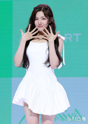 【フォト】AtHeartのメンバー6人、それぞれの魅力アピール