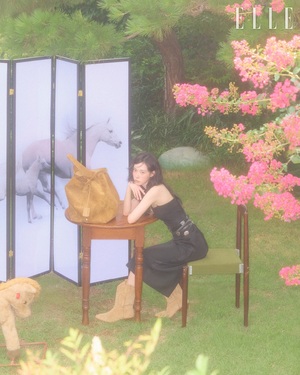 【フォト】aespaウィンター、ラブリーなビジュアル＆幻想的な雰囲気