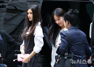 【フォト】専属契約めぐる争いの調停期日迎えたNewJeans…ミンジとダニエルが出席