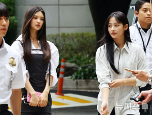 【フォト】専属契約めぐる争いの調停期日迎えたNewJeans…ミンジとダニエルが出席