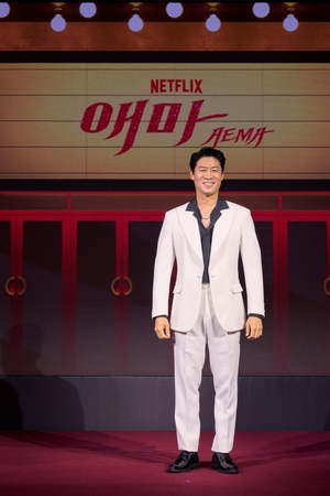 【フォト】チン・ソンギュ、楽しいフォトタイム