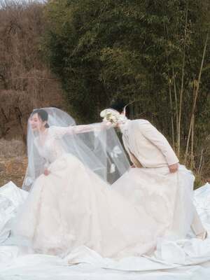 【フォト】歌手ビョルサラン「純白の笑顔」…幸せいっぱいのウエディング写真公開