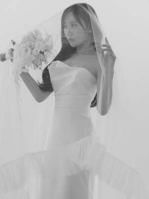 【フォト】歌手ビョルサラン「純白の笑顔」…幸せいっぱいのウエディング写真公開