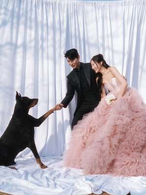 ビョルサラン 初恋の男性の顔公開…お似合いウエディング写真