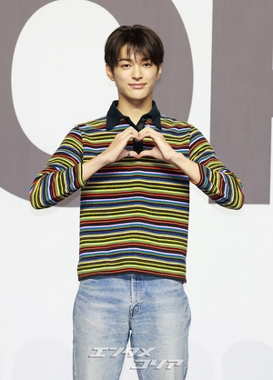  【フォト】CORTISゴンホ、キュートな「彫刻イケメン」