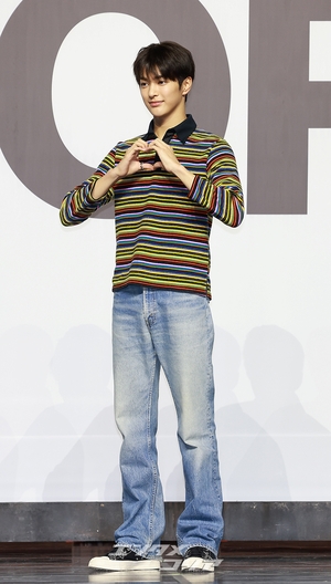  【フォト】CORTISゴンホ、キュートな「彫刻イケメン」