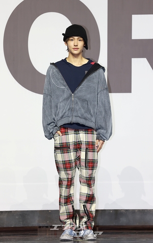 【フォト】CORTISソンヒョン、デビュー当初からステキ