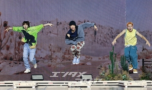 【フォト】CORTIS、堂々とした自信あふれるステージ