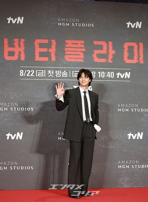 【フォト】キム・ジフン　完璧スーツ姿「ハード・アクションに乞うご期待」