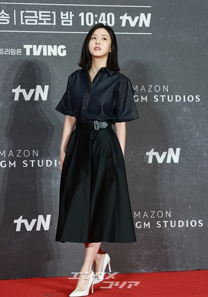 【フォト】キム・ヒオラ＆マイケル・リー＆キム・ヒジョン「『バタフライ』のお祝いに来ました！」