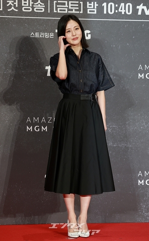 【フォト】キム・ヒオラ＆マイケル・リー＆キム・ヒジョン「『バタフライ』のお祝いに来ました！」