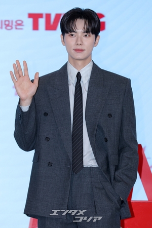 【フォト】イ・チェミン、女性のハートを刺激するオーラ