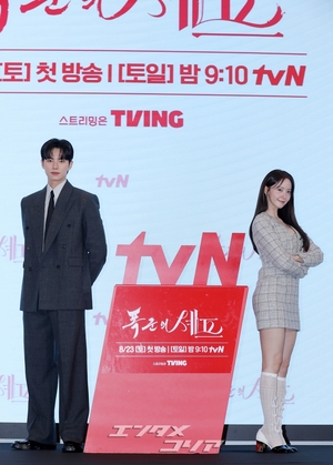 【フォト】少女時代ユナ＆イ・チェミン、少女漫画の主人公のようなビジュアル